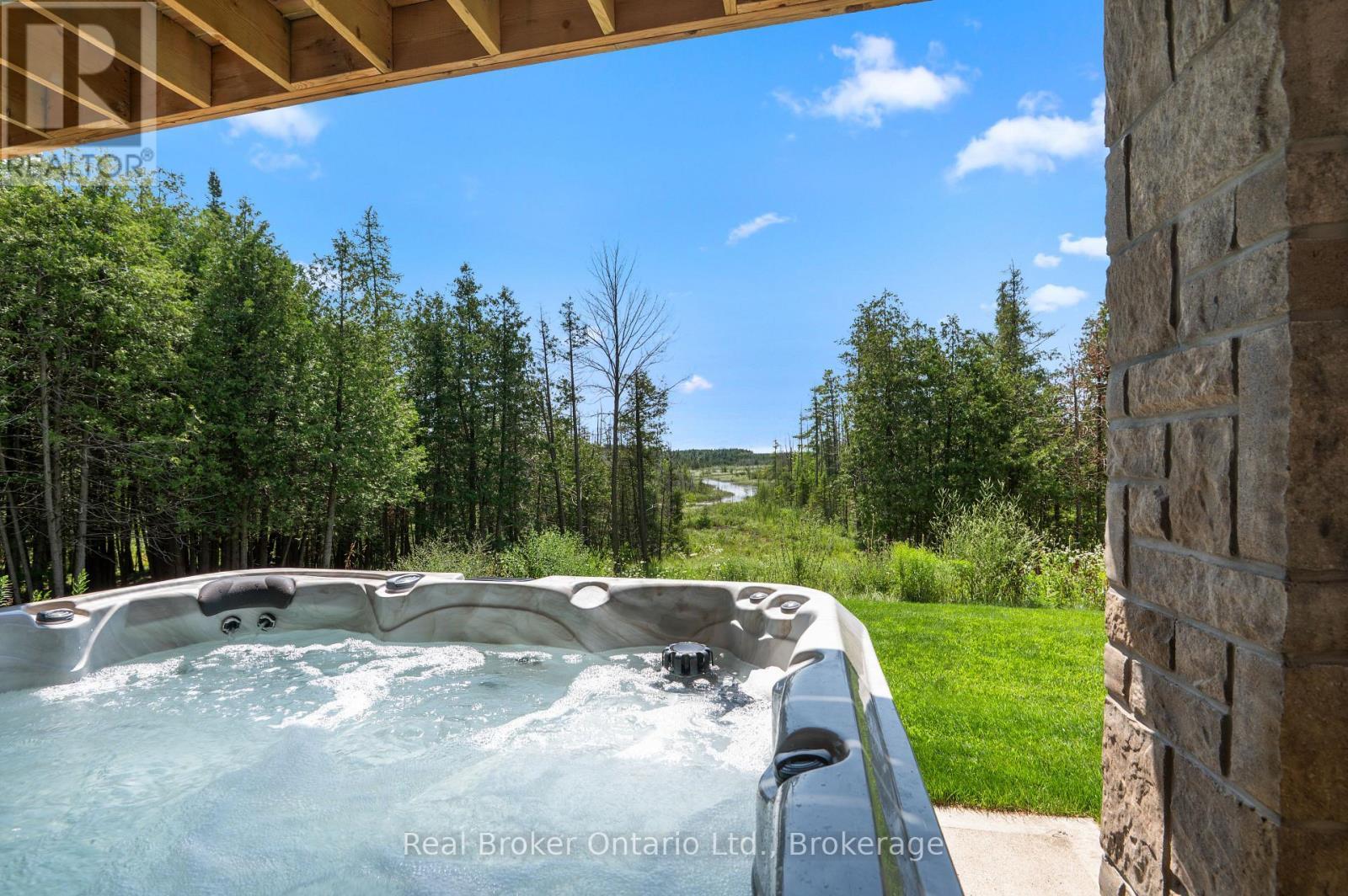 156 Pine View Drive, West Grey, ON - Outdoor