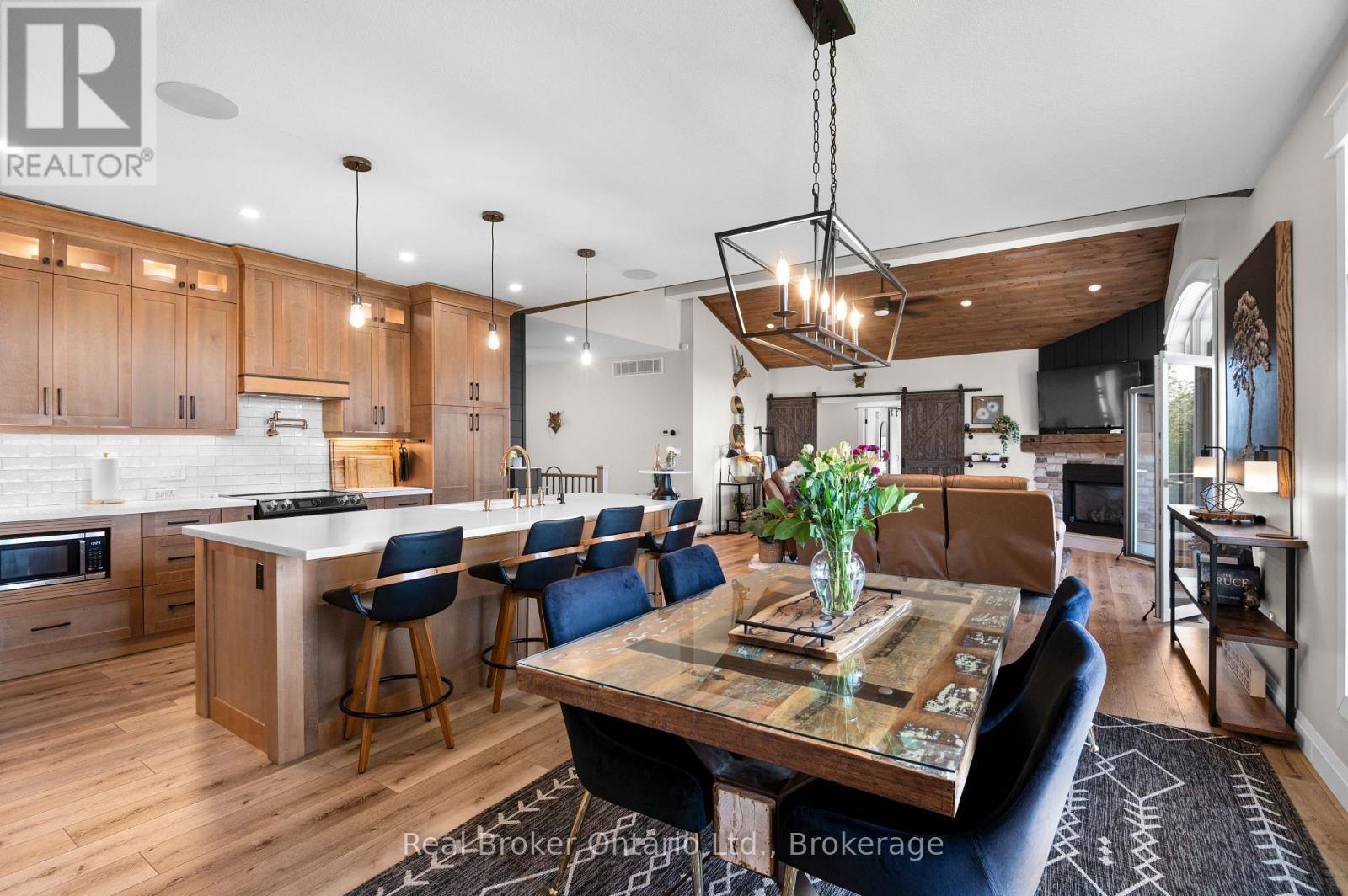 156 Pine View Drive, West Grey, ON - Indoor