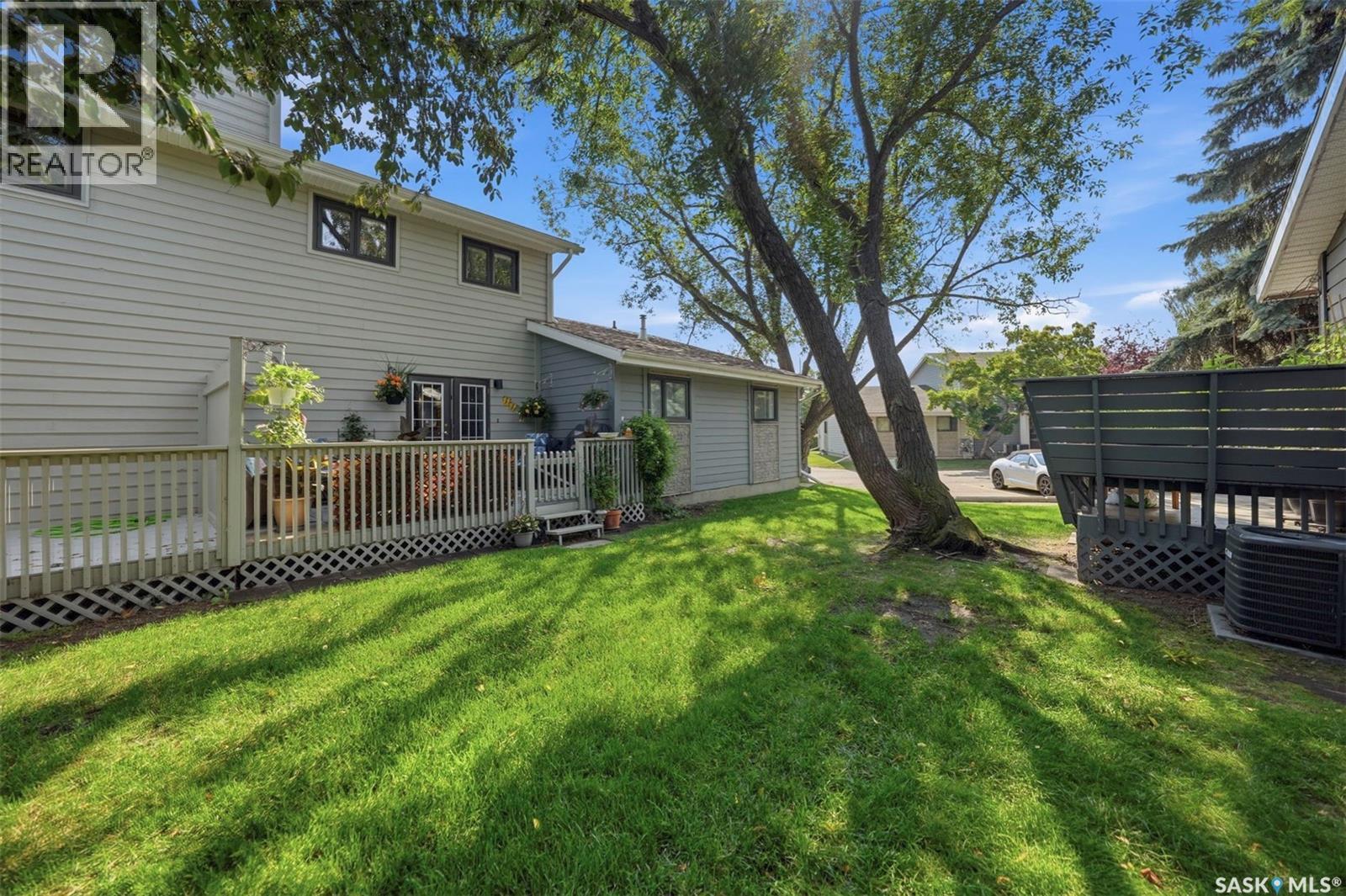 402 2703 Spadina Crescent E, Saskatoon, SK - Outdoor With Deck Patio Veranda