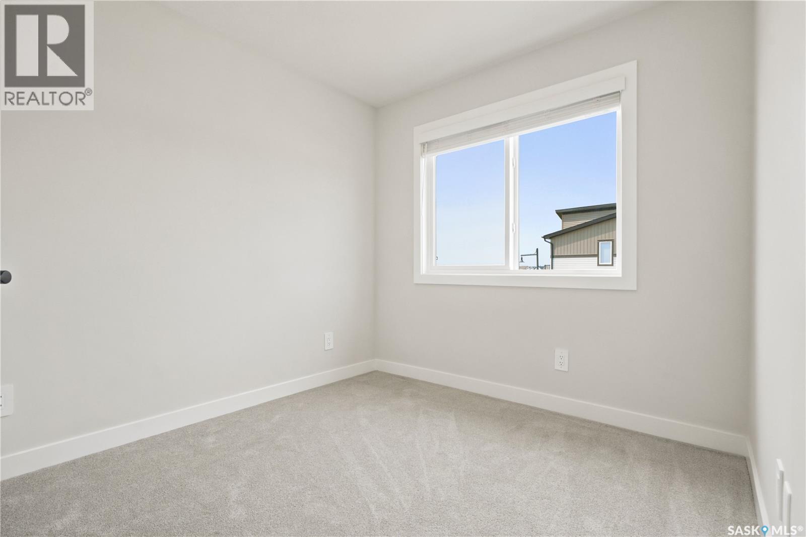 41 651 Dubois Crescent, Saskatoon, SK - Indoor Photo Showing Other Room