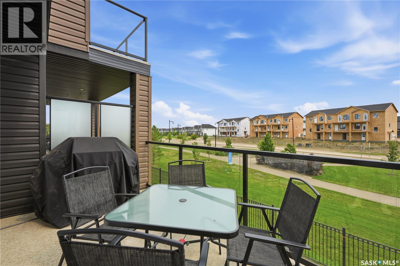 41 651 Dubois Crescent, Saskatoon, SK - Outdoor With Balcony