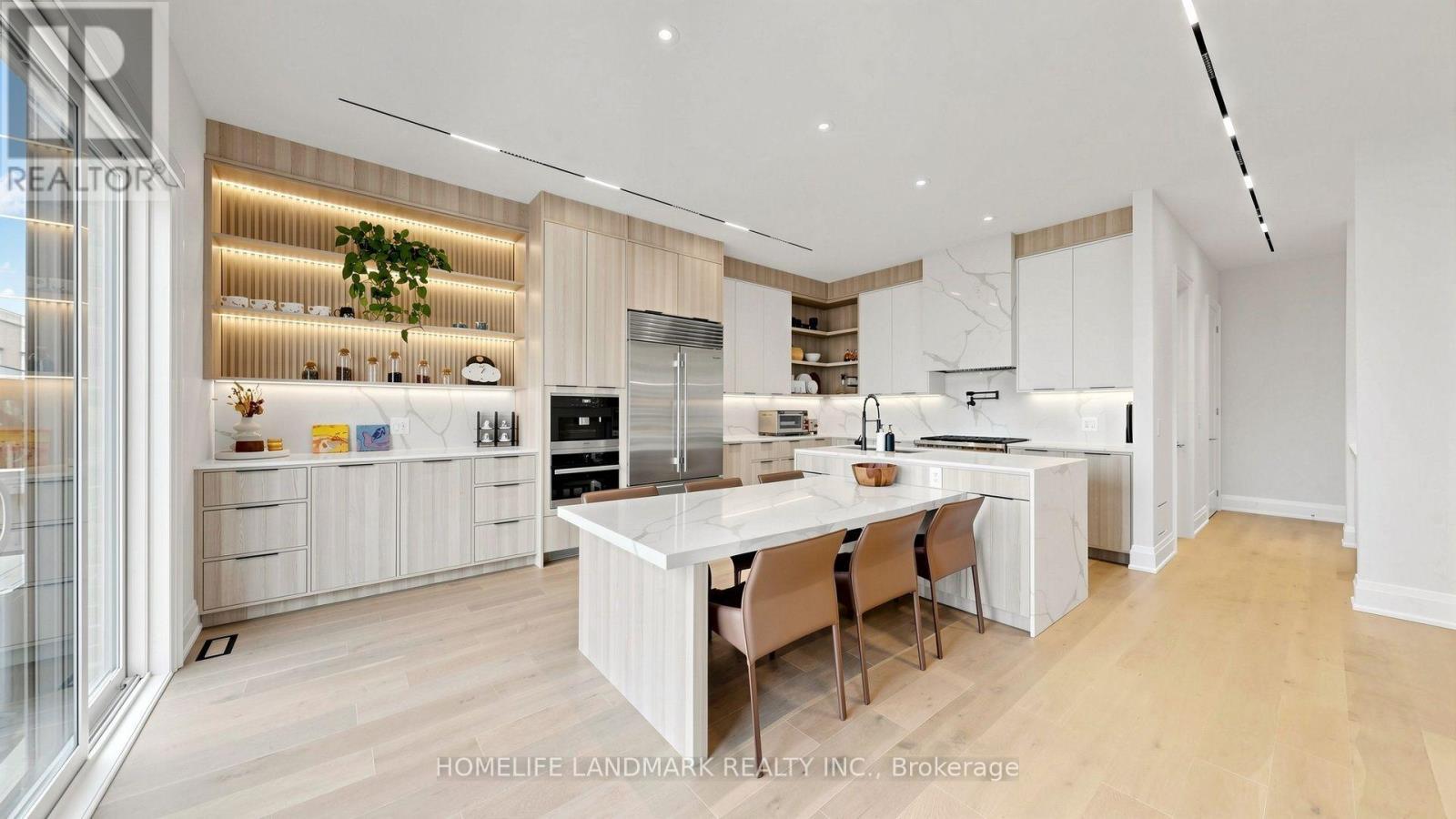44 David Dunlap Boulevard, Richmond Hill, ON - Indoor Photo Showing Kitchen