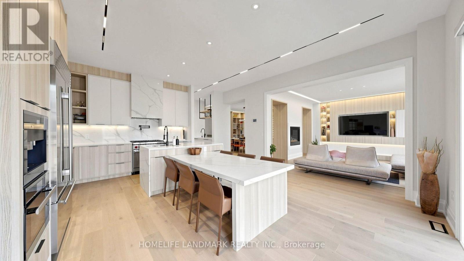 44 David Dunlap Boulevard, Richmond Hill, ON - Indoor Photo Showing Kitchen