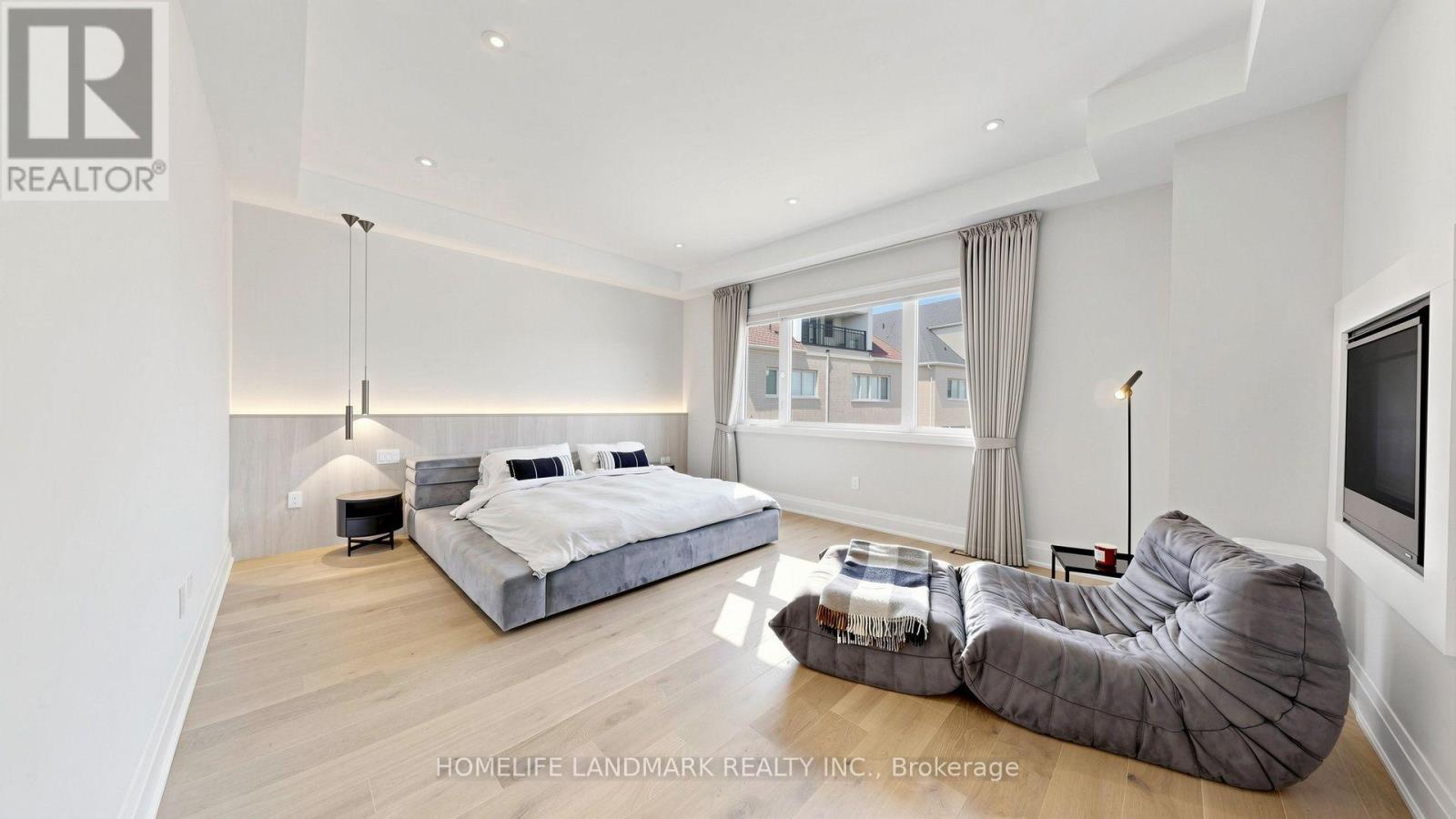 44 David Dunlap Boulevard, Richmond Hill, ON - Indoor Photo Showing Bedroom