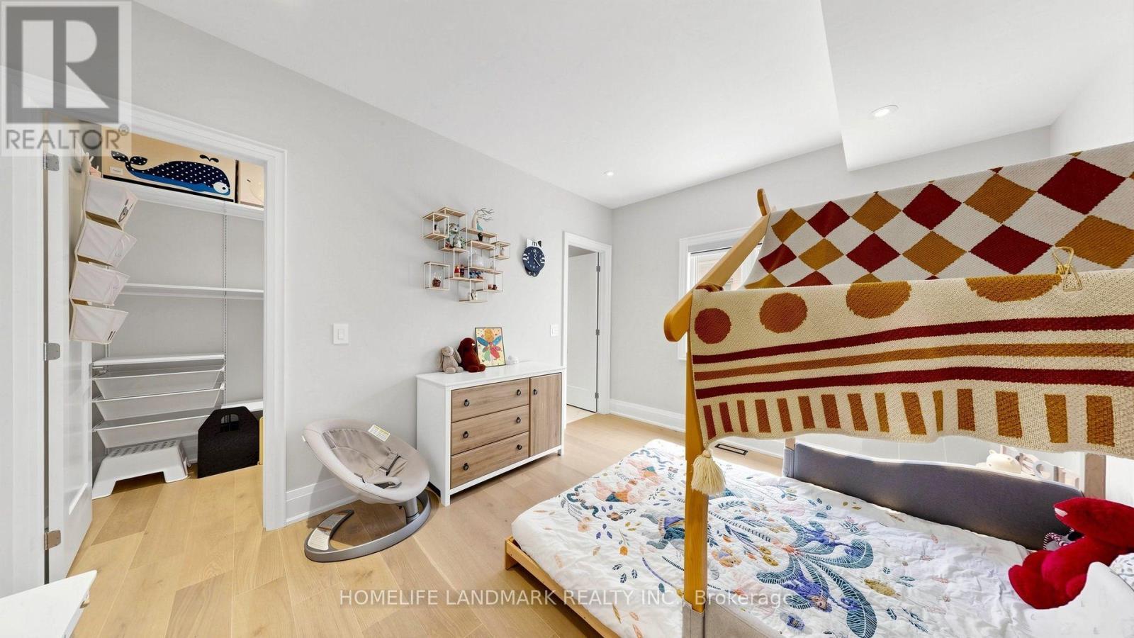 44 David Dunlap Boulevard, Richmond Hill, ON - Indoor Photo Showing Bedroom
