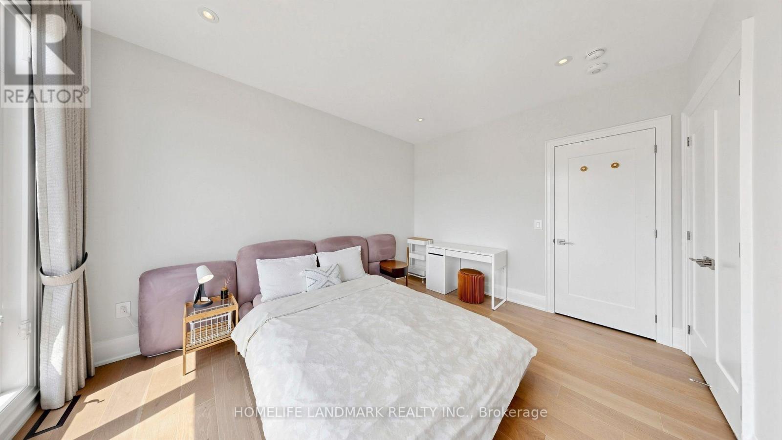 44 David Dunlap Boulevard, Richmond Hill, ON - Indoor