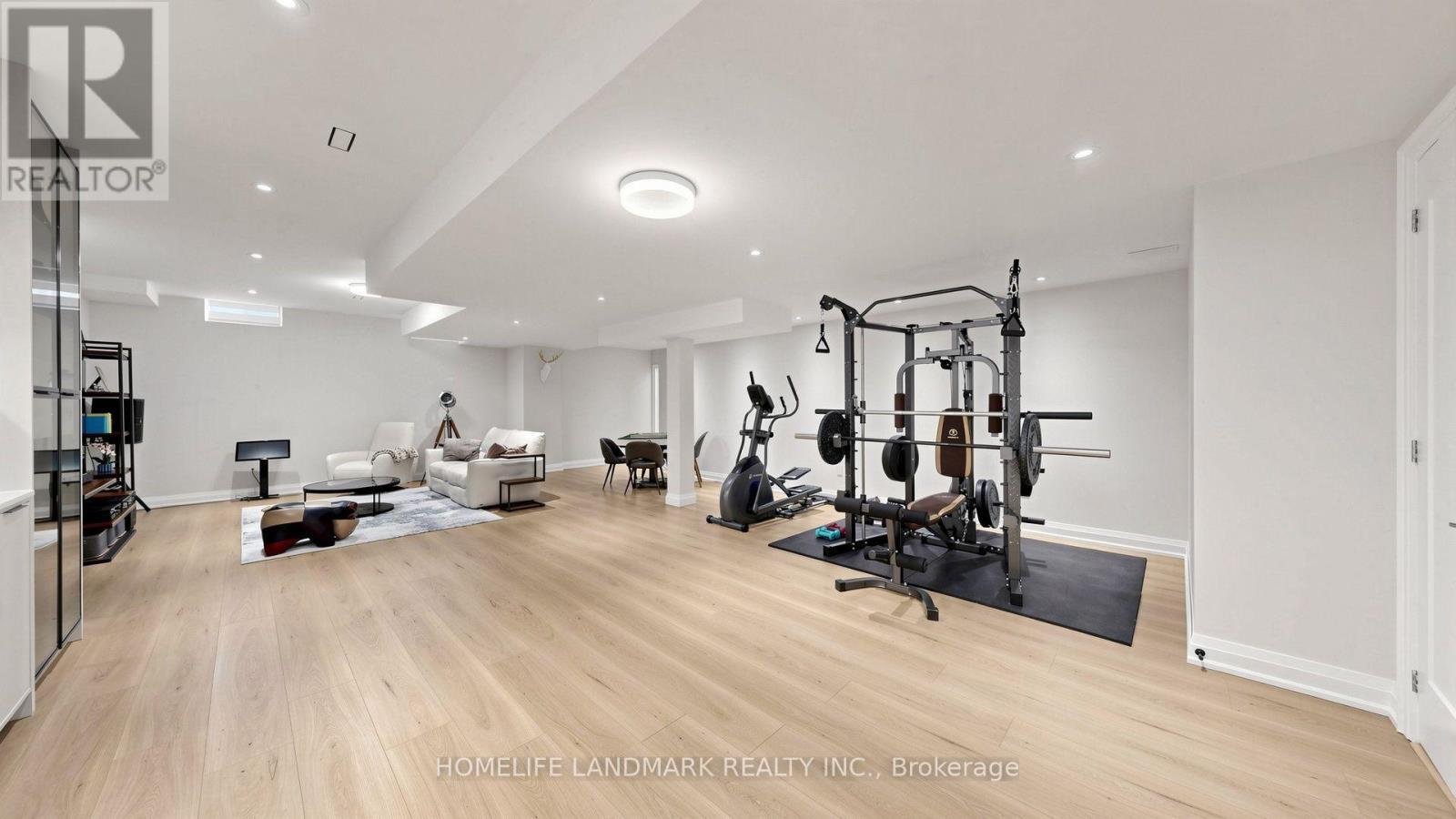 44 David Dunlap Boulevard, Richmond Hill, ON - Indoor Photo Showing Gym Room