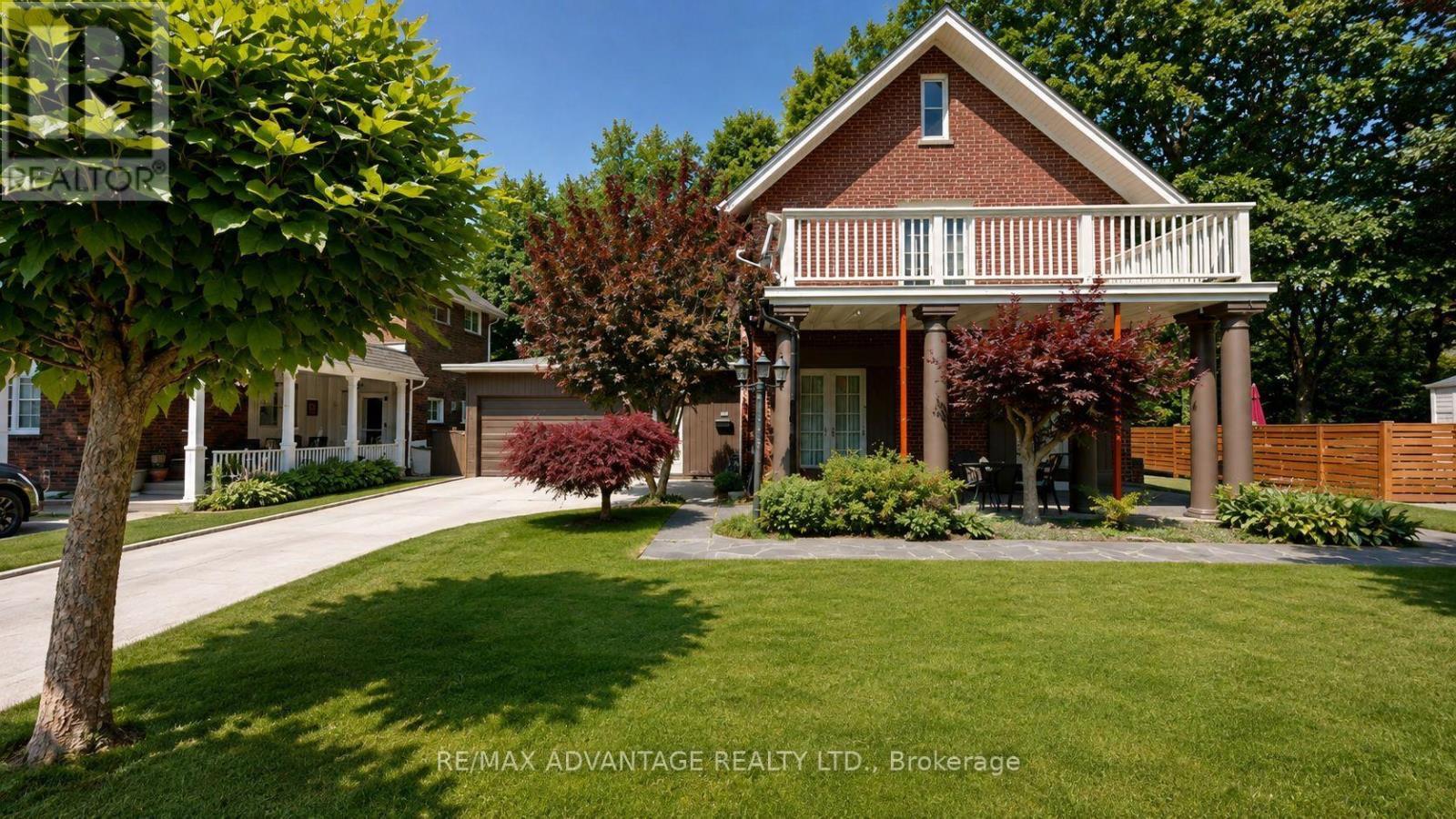 4 Farley Place, St. Thomas, ON - Outdoor With Deck Patio Veranda