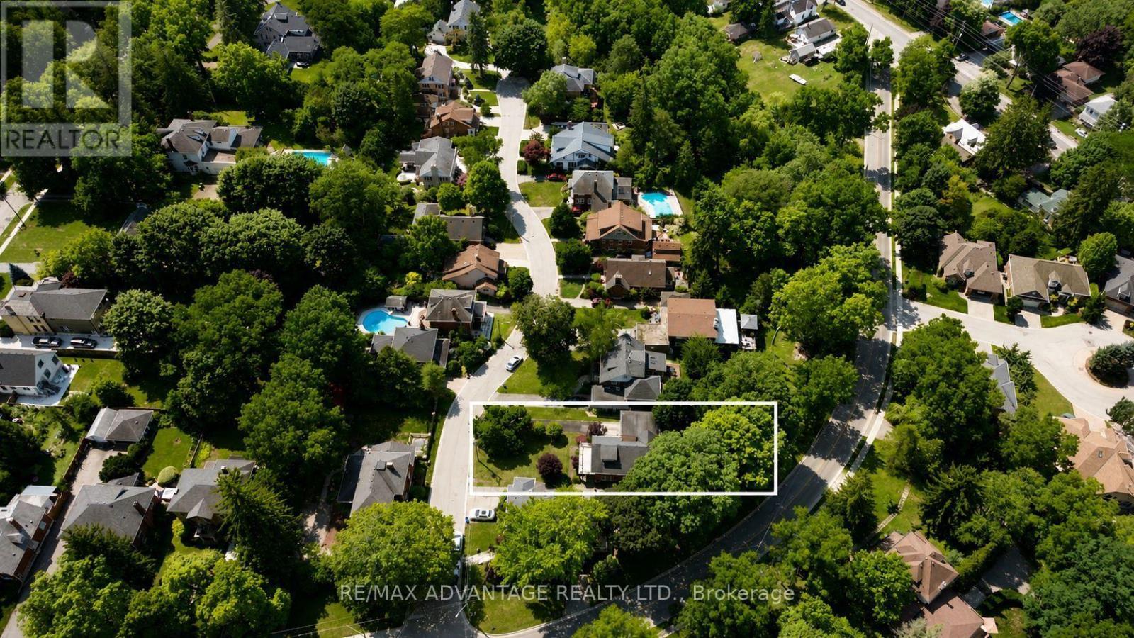 4 Farley Place, St. Thomas, ON - Outdoor With View