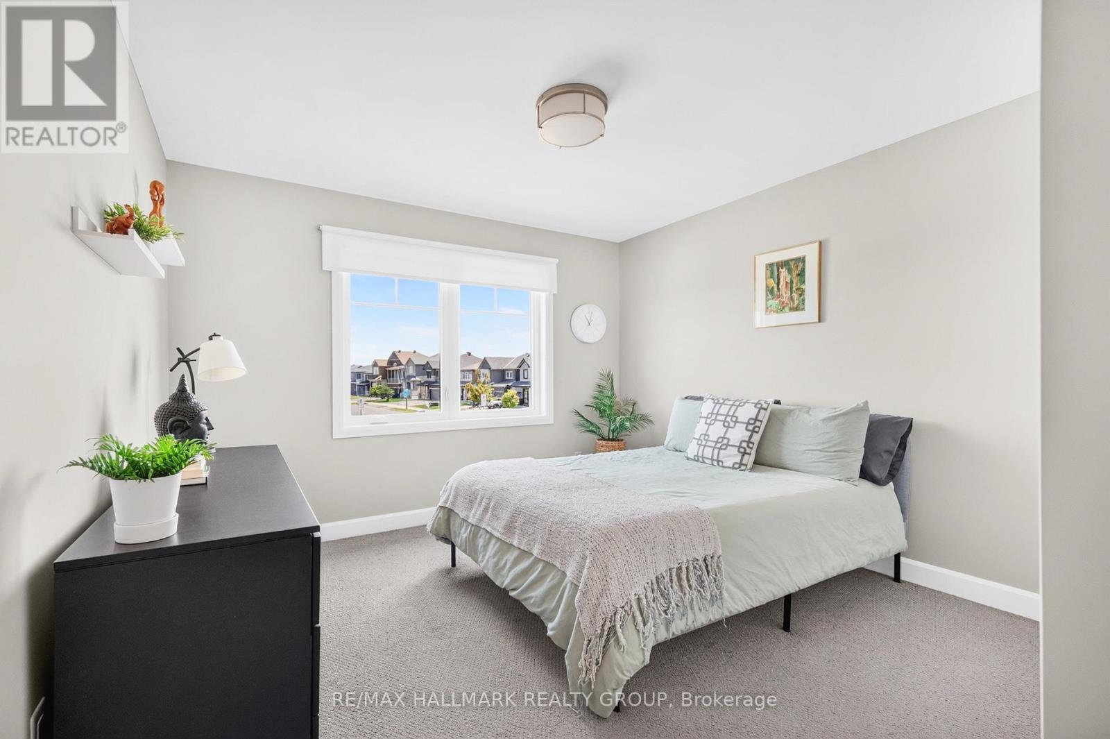 595 Decoeur Drive, Ottawa, ON - Indoor Photo Showing Bedroom