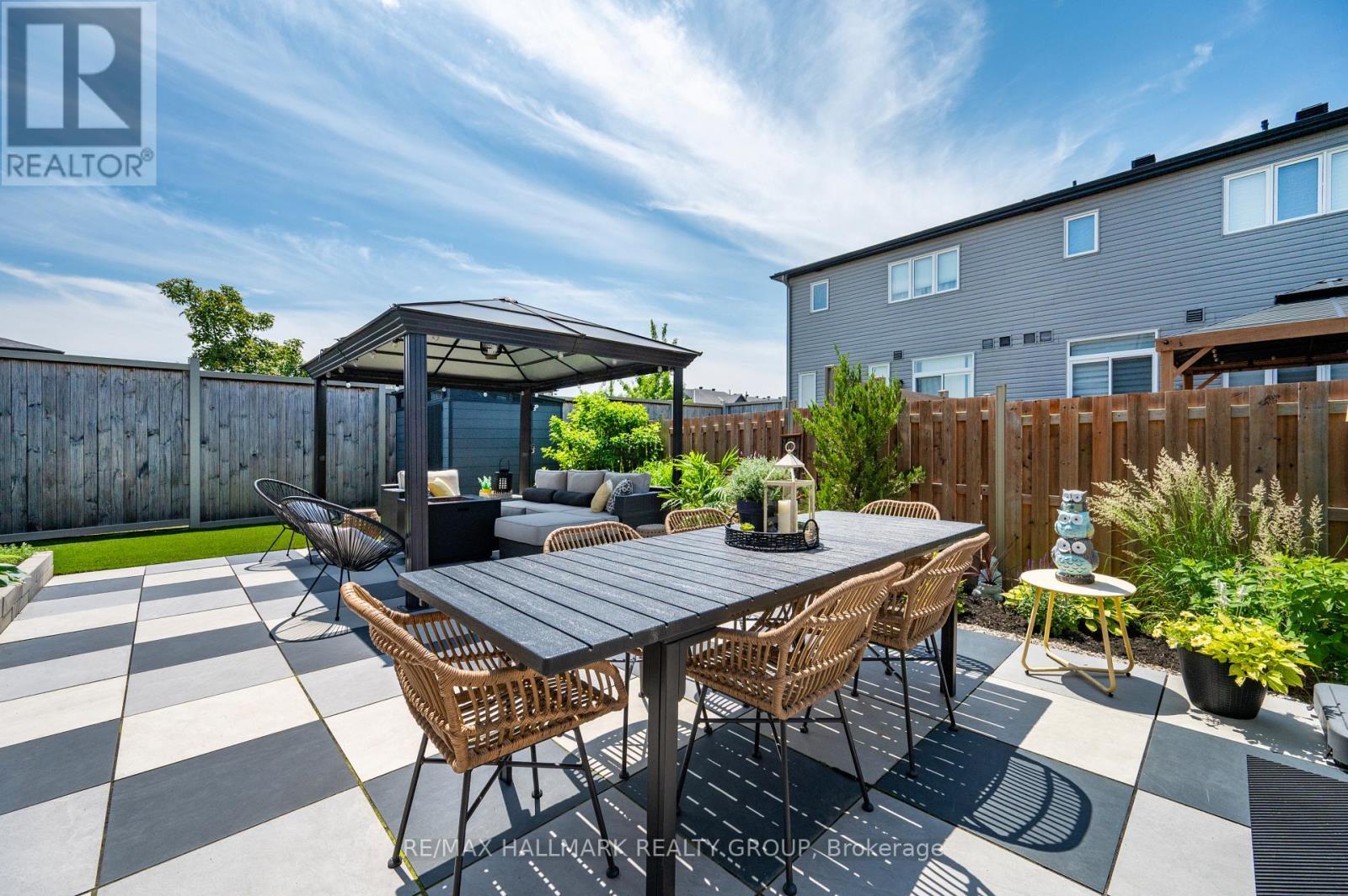 595 Decoeur Drive, Ottawa, ON - Outdoor With Deck Patio Veranda With Exterior