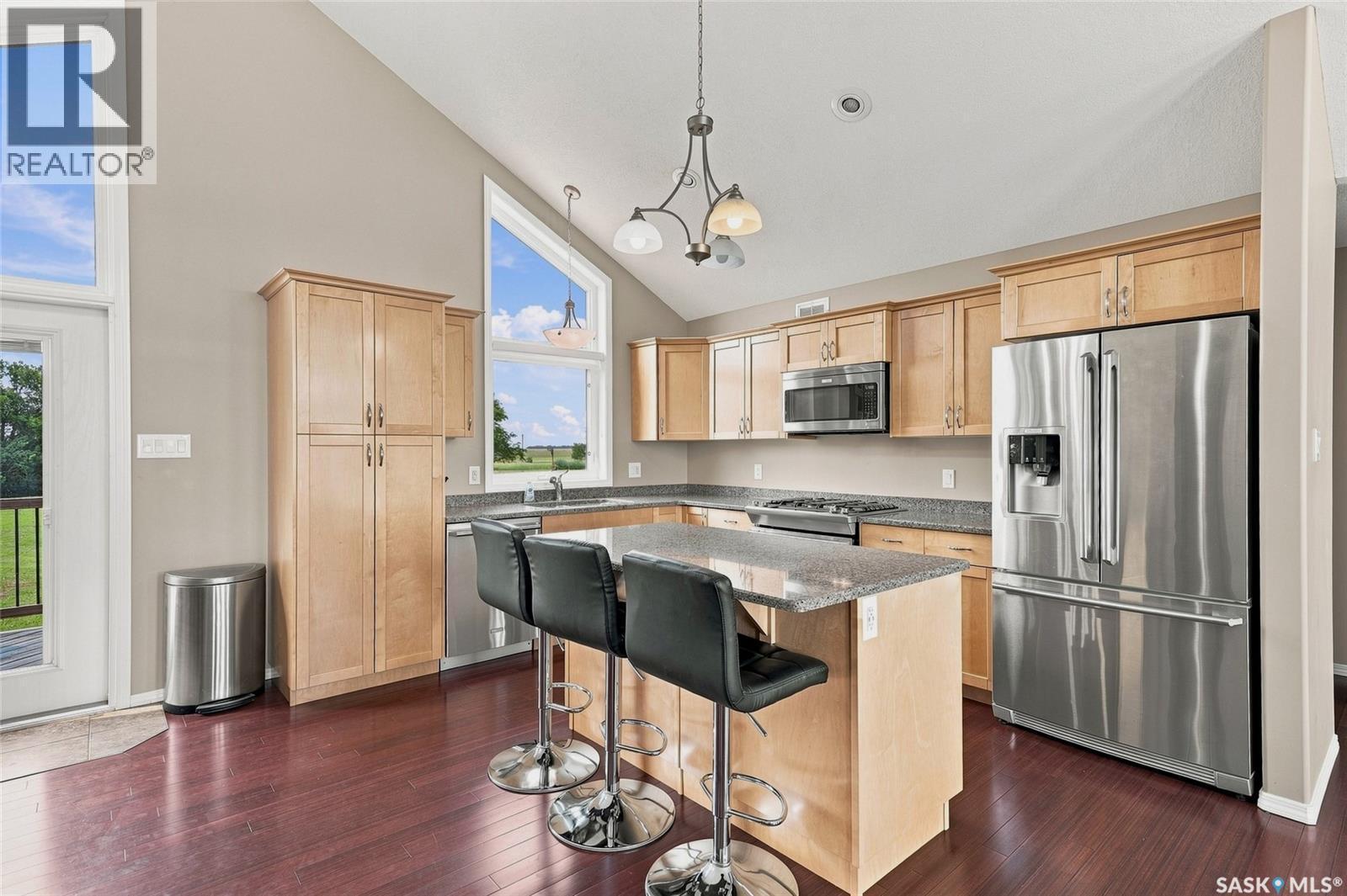 Roberts Riverfront Acreage, South Saskatchewan River, SK - Indoor Photo Showing Kitchen