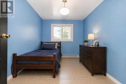 Virtually staged without the tenant belongings - 