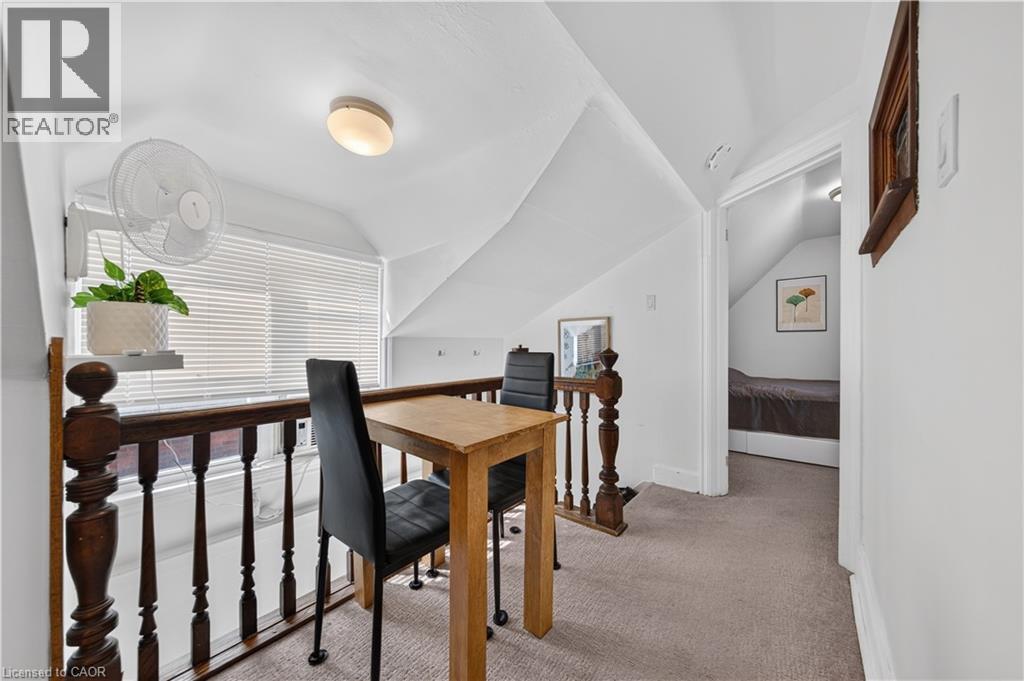 148 Markland Street, Hamilton, ON - Indoor Photo Showing Other Room
