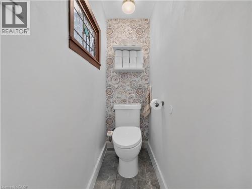 148 Markland Street, Hamilton, ON - Indoor Photo Showing Bathroom