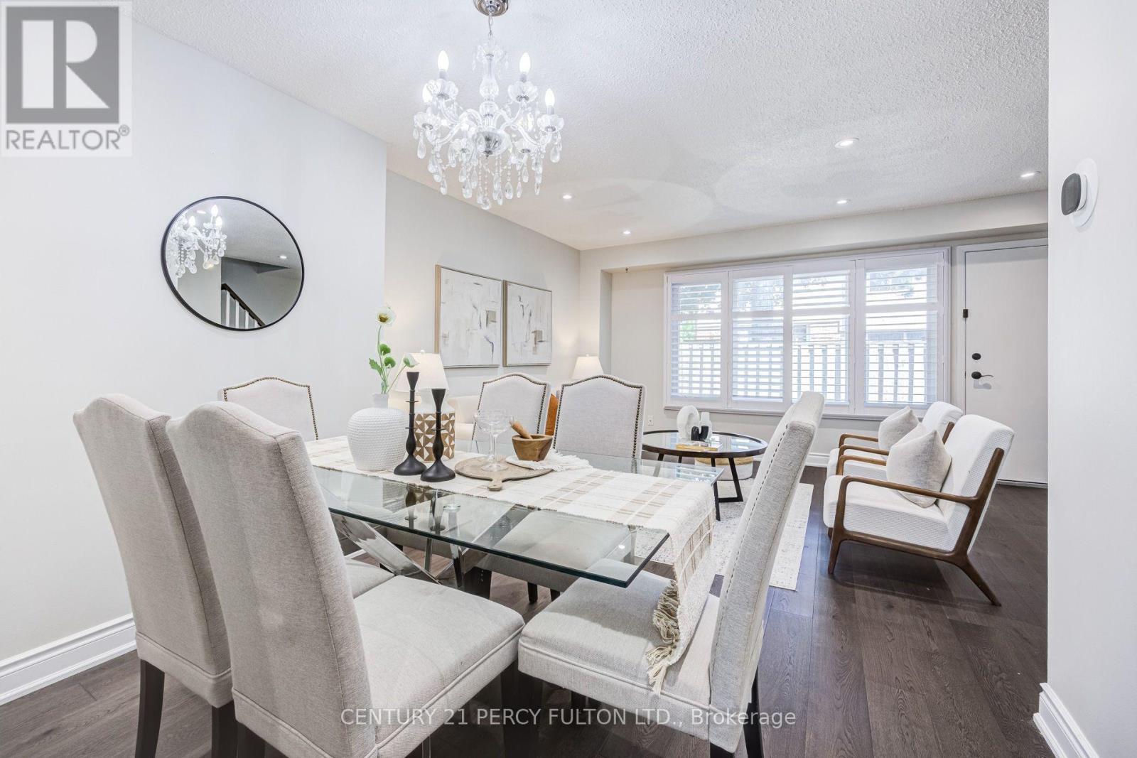 87 Crab Apple Way, Toronto, ON - Indoor Photo Showing Dining Room