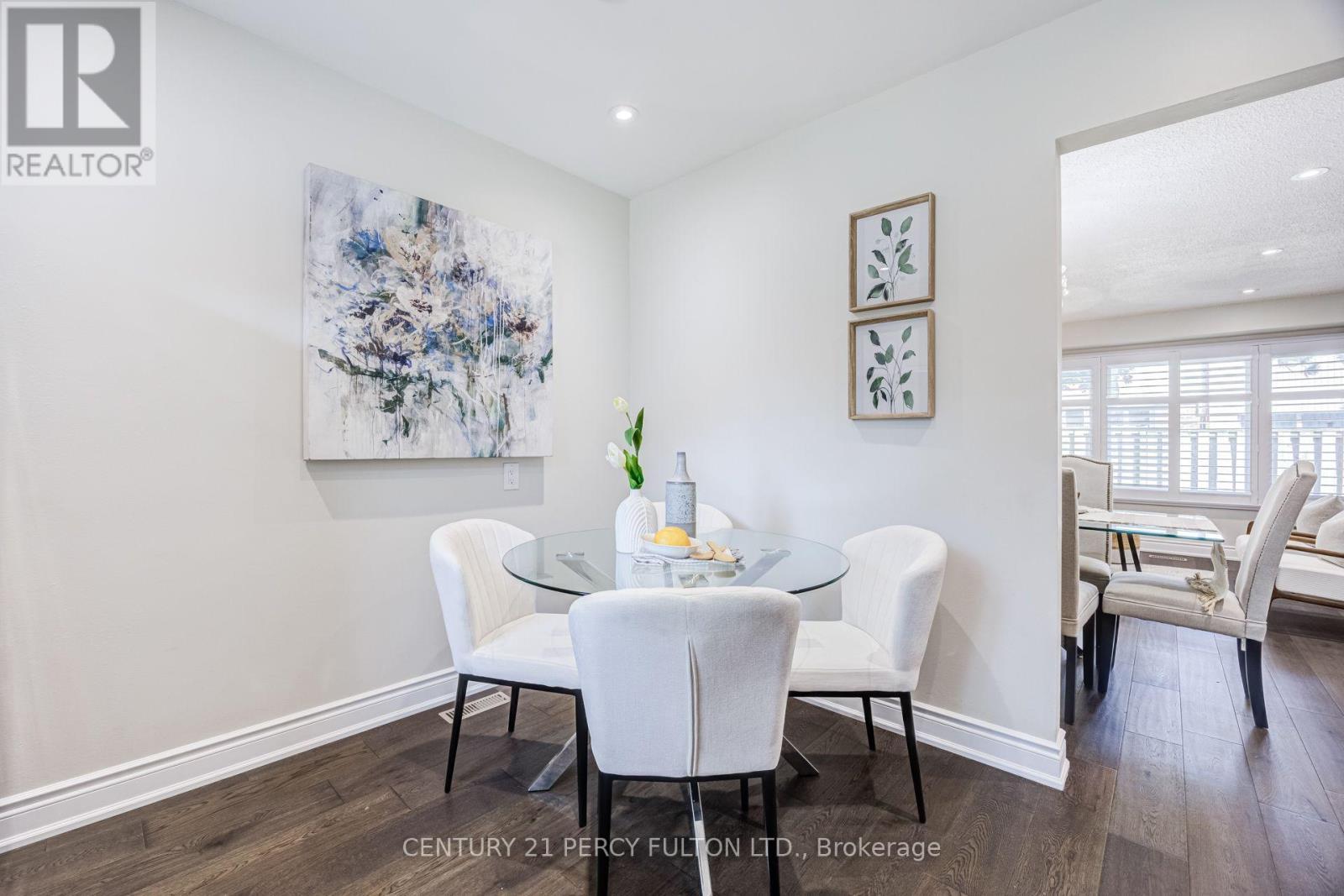 87 Crab Apple Way, Toronto, ON - Indoor Photo Showing Dining Room