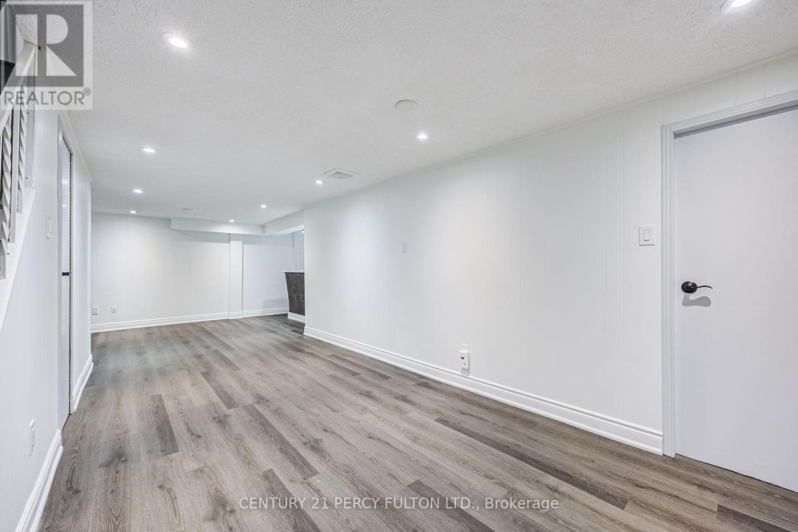 87 Crab Apple Way, Toronto, ON - Indoor Photo Showing Other Room