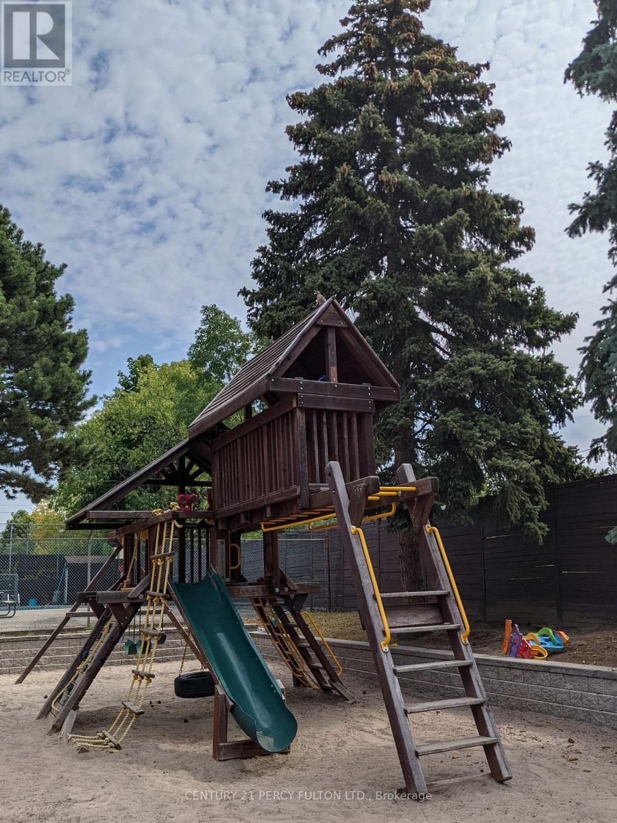 87 Crab Apple Way, Toronto, ON - Outdoor