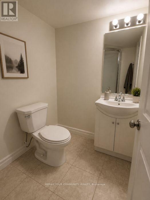 20 Overlander Way, Vaughan, ON - Indoor Photo Showing Bathroom