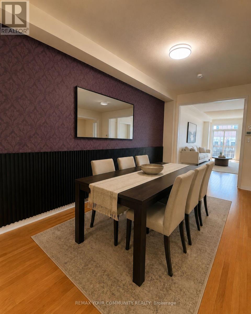 20 Overlander Way, Vaughan, ON - Indoor Photo Showing Dining Room
