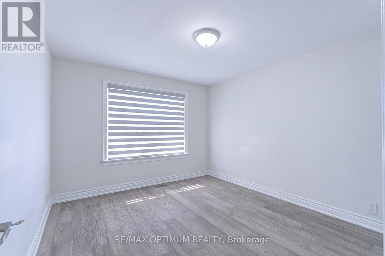 1747 Coram Crescent, Mississauga, ON - Indoor Photo Showing Other Room