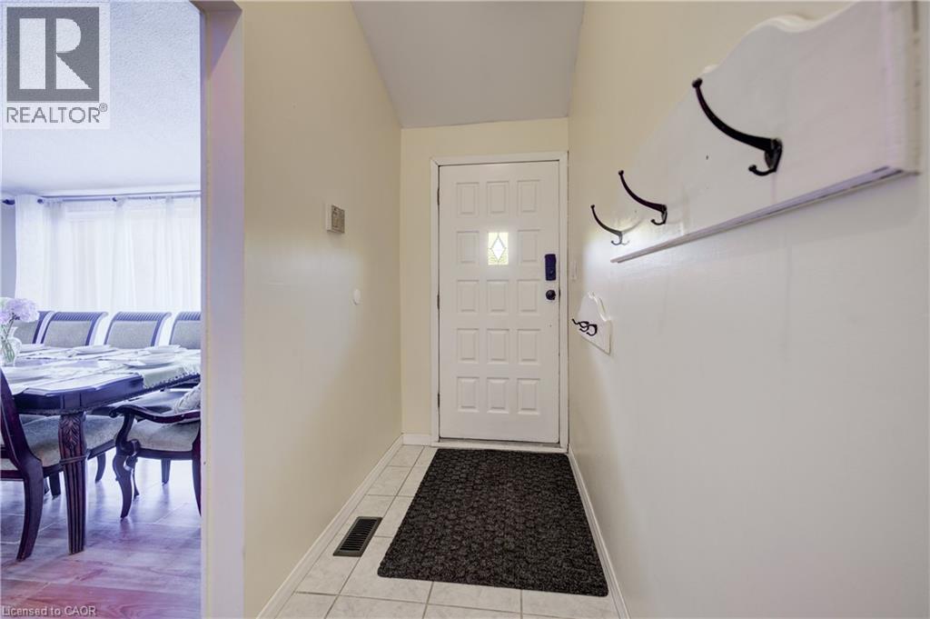 1853 Highway 24 S, Cambridge, ON - Indoor Photo Showing Other Room