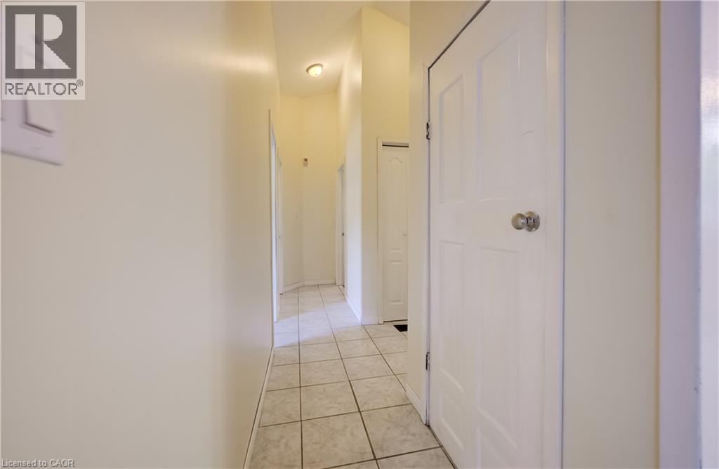 1853 Highway 24 S, Cambridge, ON - Indoor Photo Showing Other Room