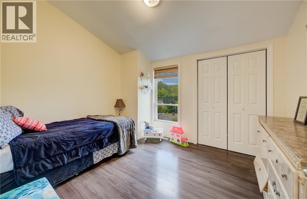 1853 Highway 24 S, Cambridge, ON - Indoor Photo Showing Bedroom