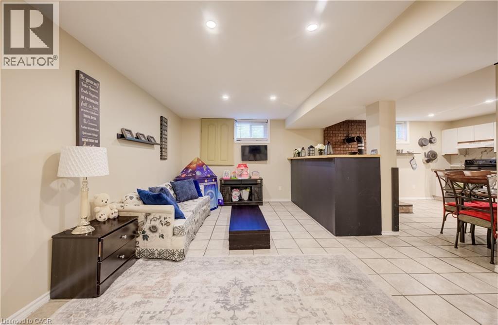1853 Highway 24 S, Cambridge, ON - Indoor
