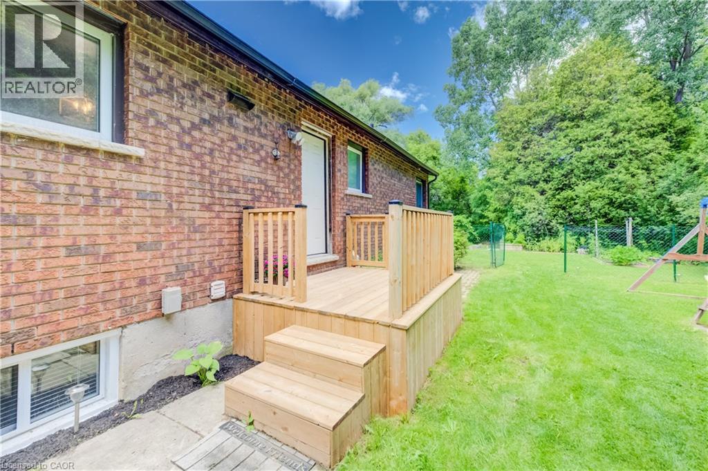 1853 Highway 24 S, Cambridge, ON - Outdoor With Deck Patio Veranda
