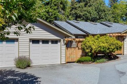 #14-2190 Drennan St Sooke, BC V9Z 1J4