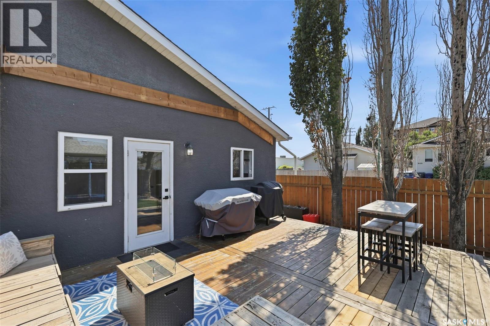 201 1St Avenue N, Warman, SK - Outdoor With Deck Patio Veranda With Exterior
