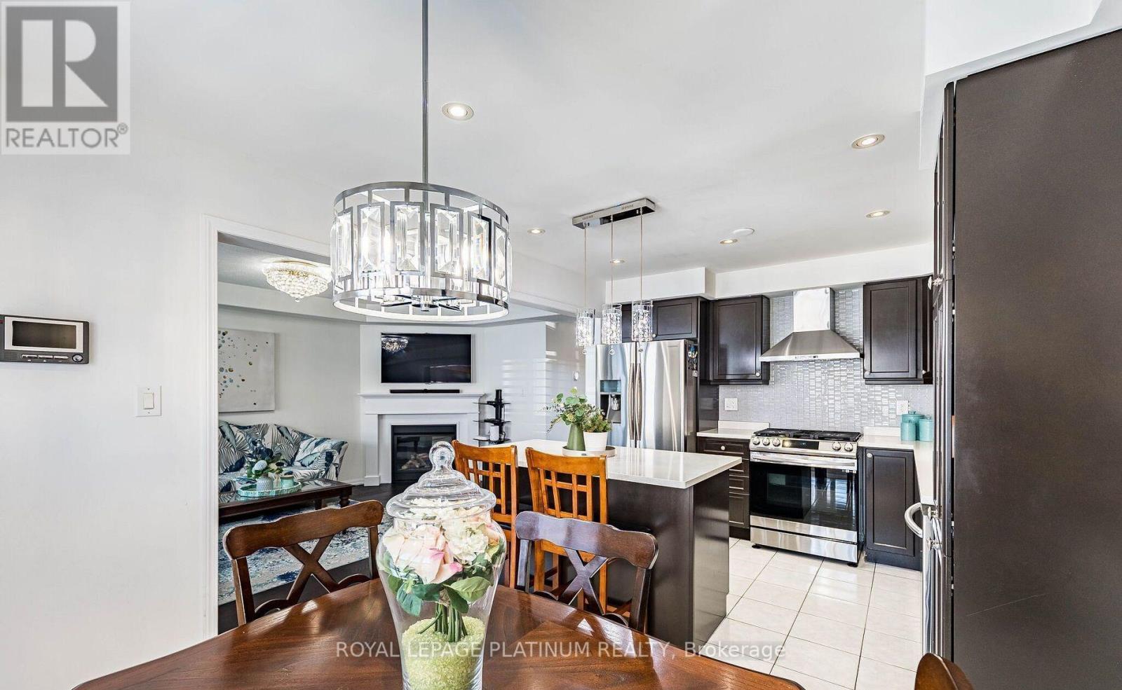 43 Arkwright Drive, Brampton, ON - Indoor