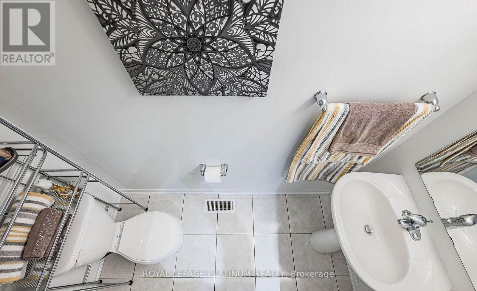 43 Arkwright Drive, Brampton, ON - Indoor Photo Showing Bathroom