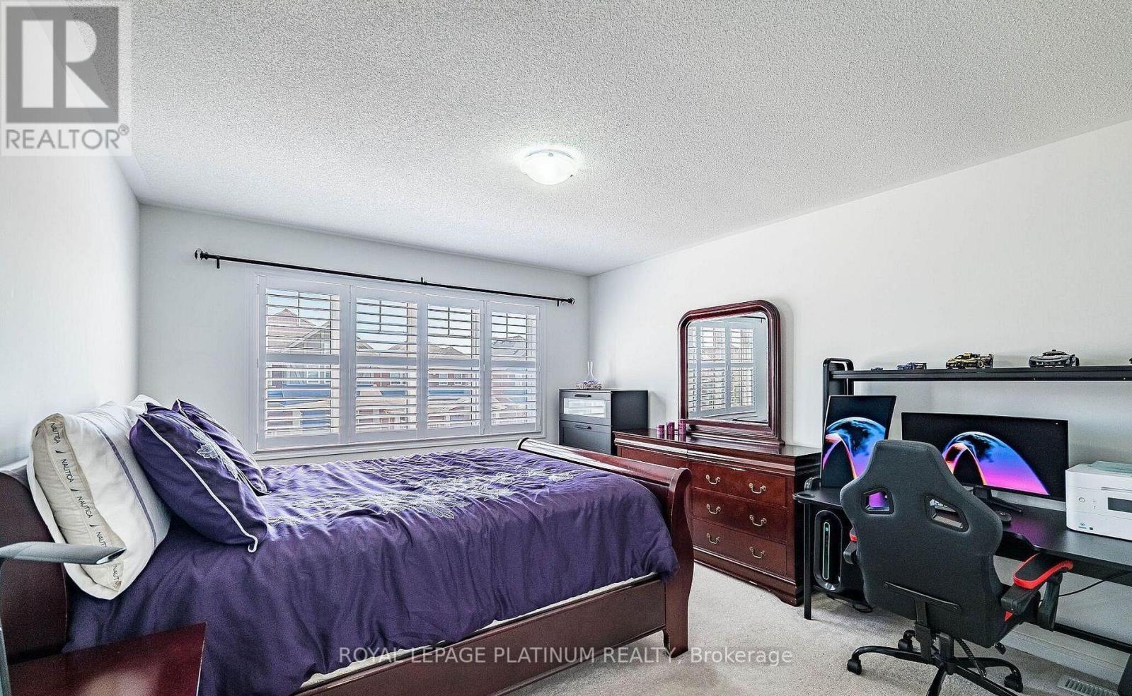 43 Arkwright Drive, Brampton, ON - Indoor Photo Showing Bedroom
