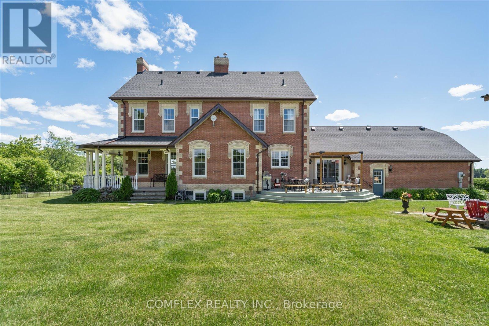 1150 Raglan Road E, Oshawa, ON - Outdoor With Deck Patio Veranda