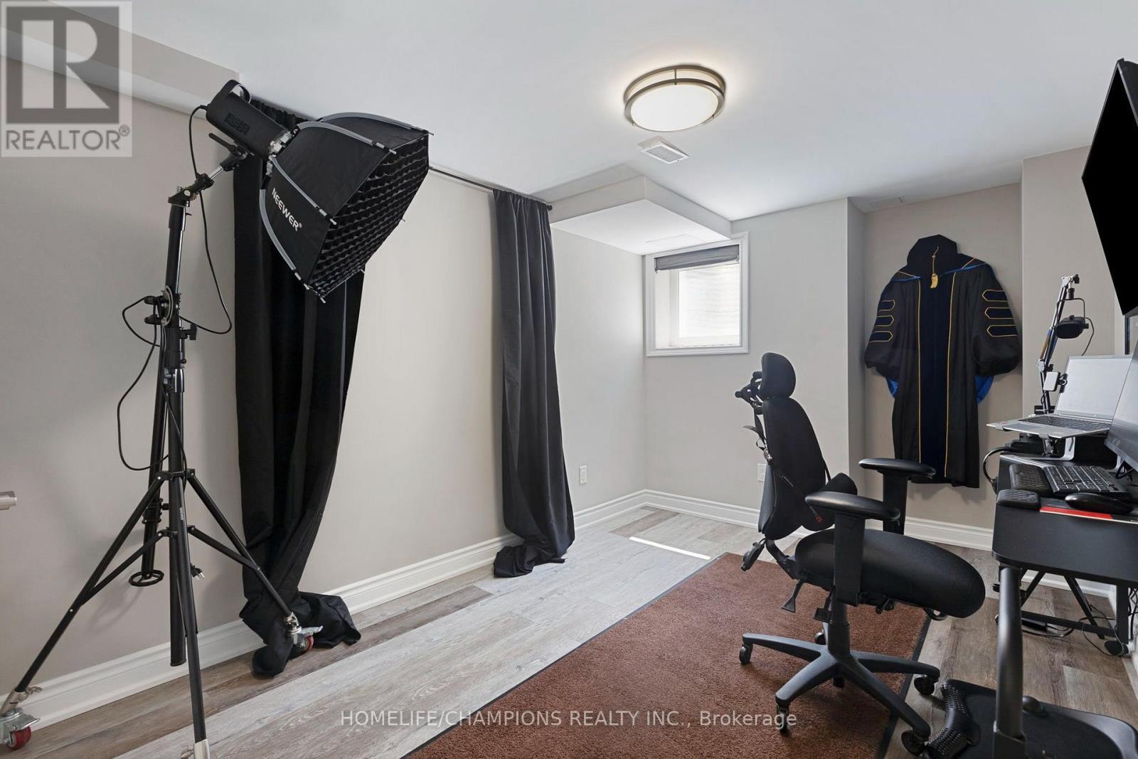 993 Dragonfly Avenue, Pickering, ON - Indoor Photo Showing Office