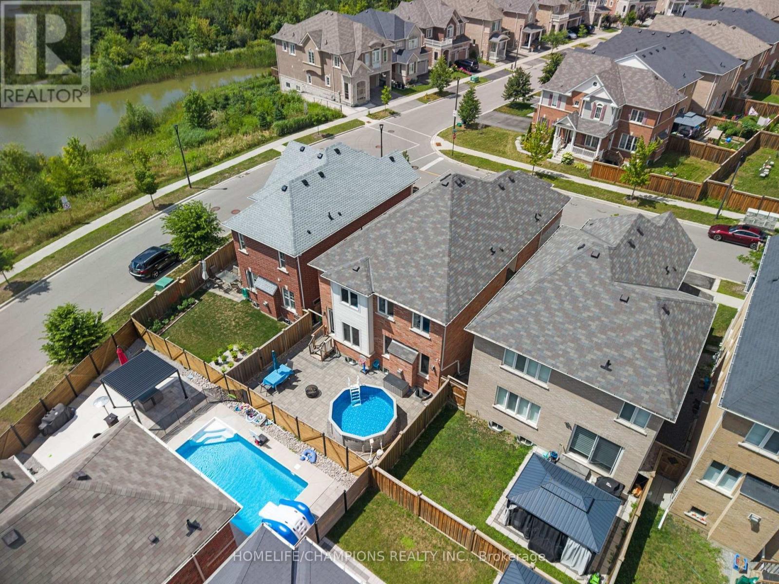993 Dragonfly Avenue, Pickering, ON - Outdoor With View