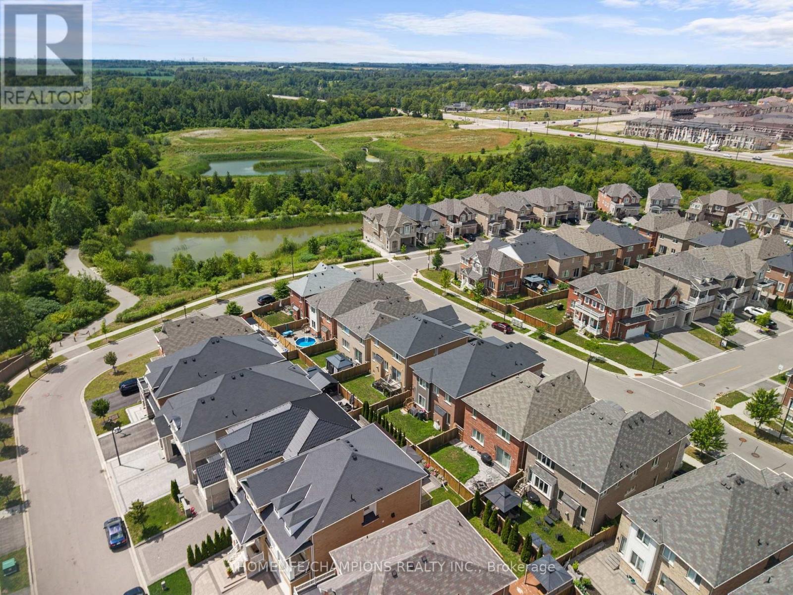 993 Dragonfly Avenue, Pickering, ON - Outdoor With View