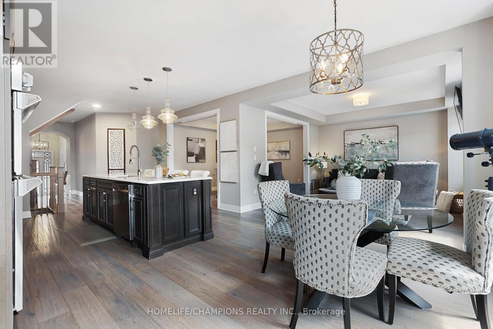 993 Dragonfly Avenue, Pickering, ON - Indoor Photo Showing Dining Room