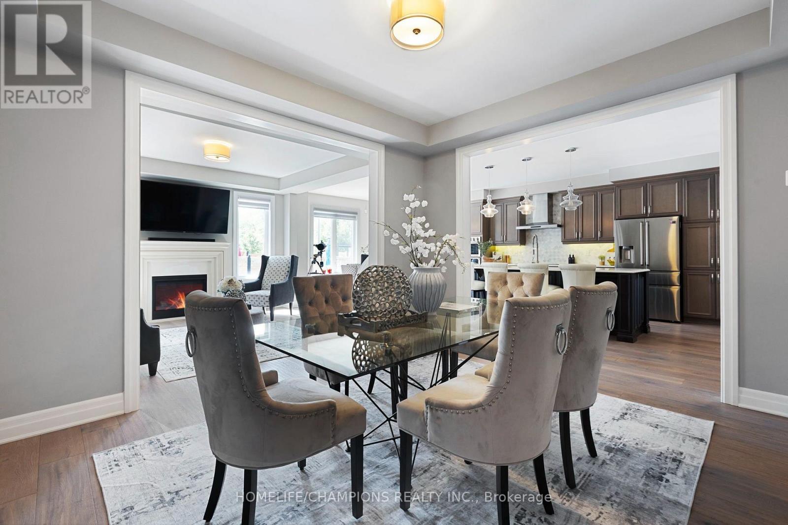 993 Dragonfly Avenue, Pickering, ON - Indoor Photo Showing Dining Room
