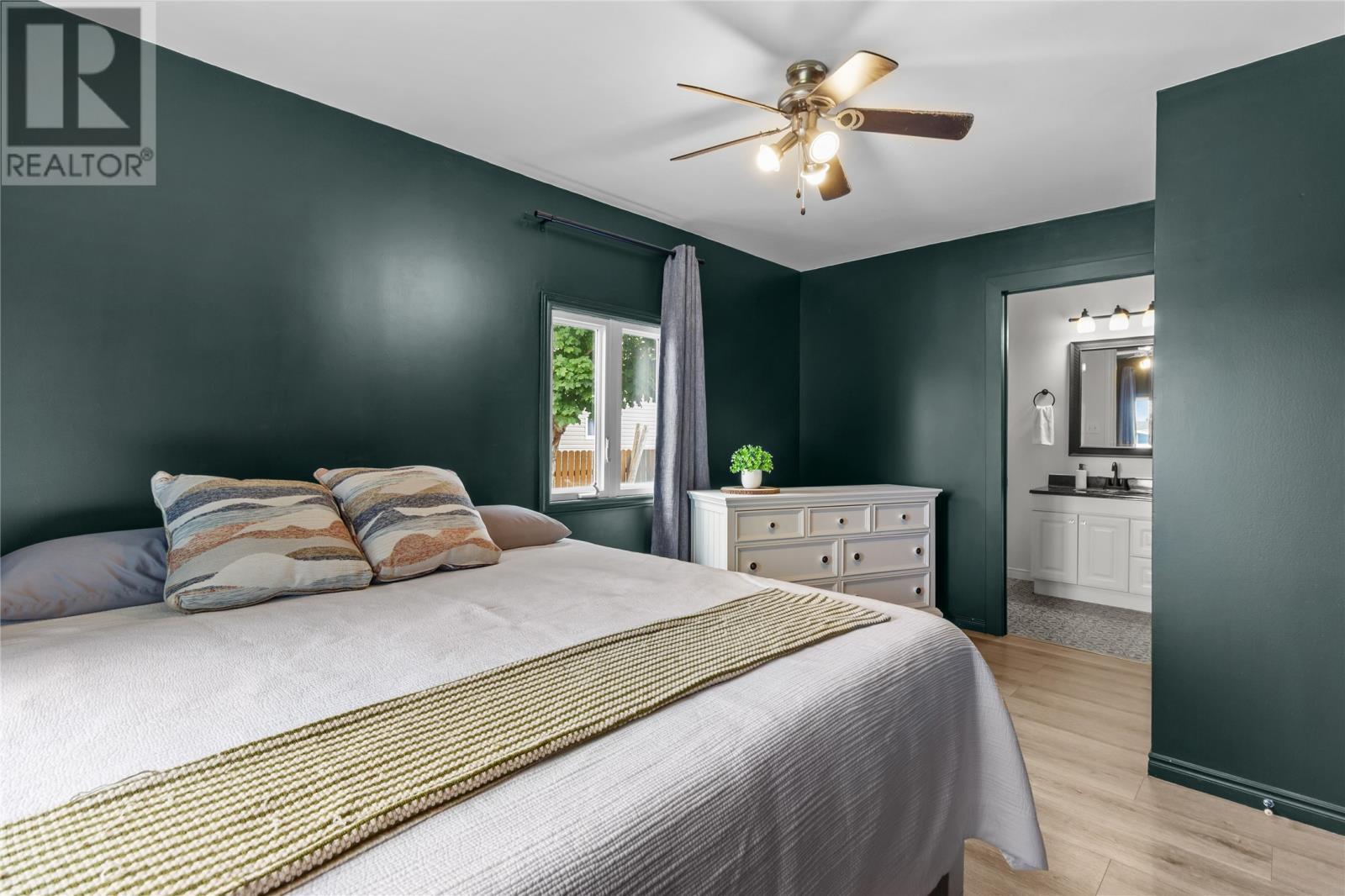 6 Willow Drive, Paradise, NL - Indoor Photo Showing Bedroom