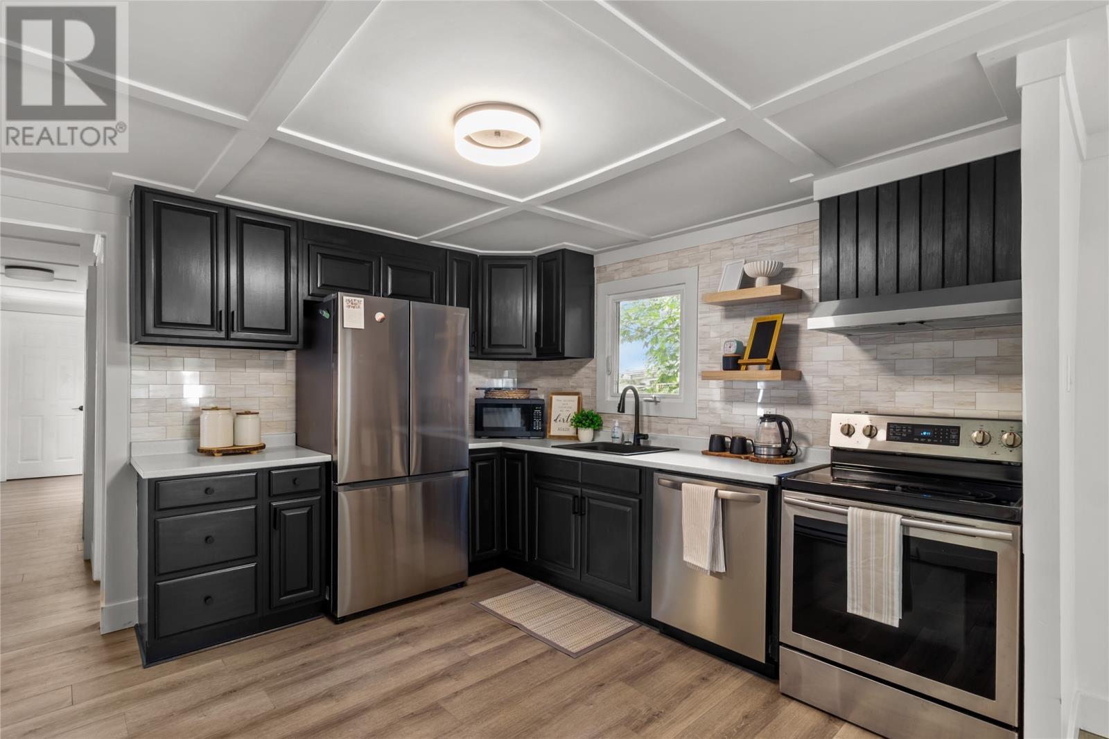 6 Willow Drive, Paradise, NL - Indoor Photo Showing Kitchen With Stainless Steel Kitchen