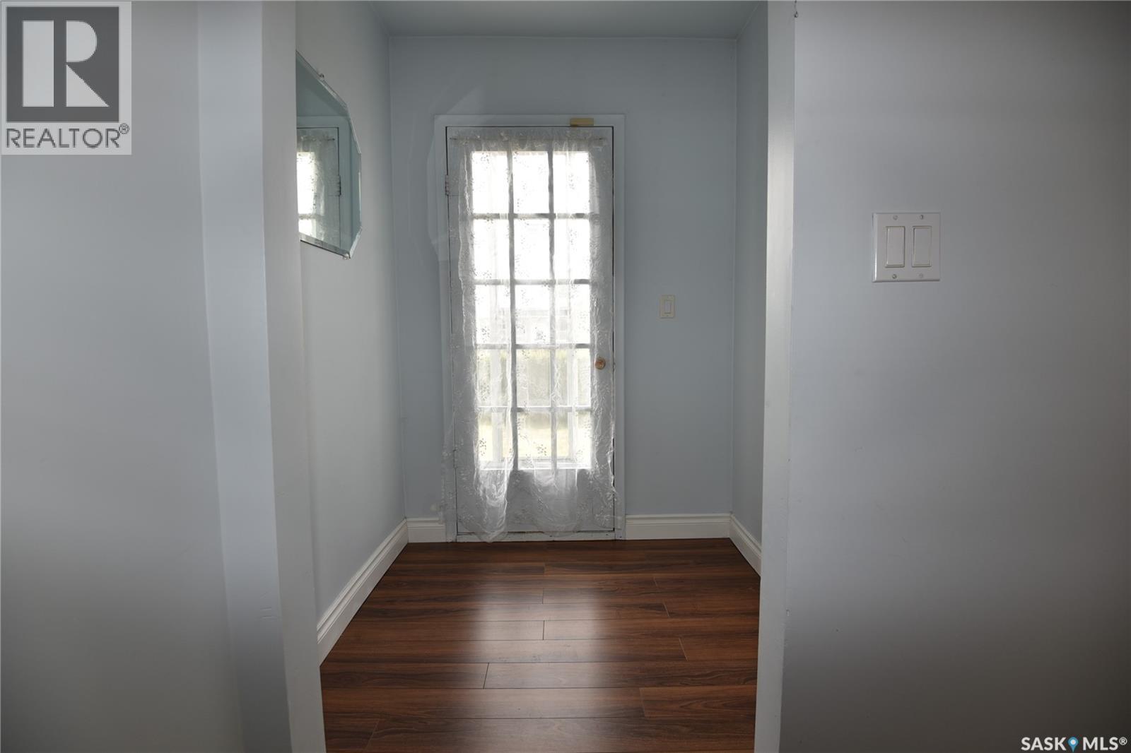 207 Pine Avenue, Nipawin, SK - Indoor Photo Showing Other Room