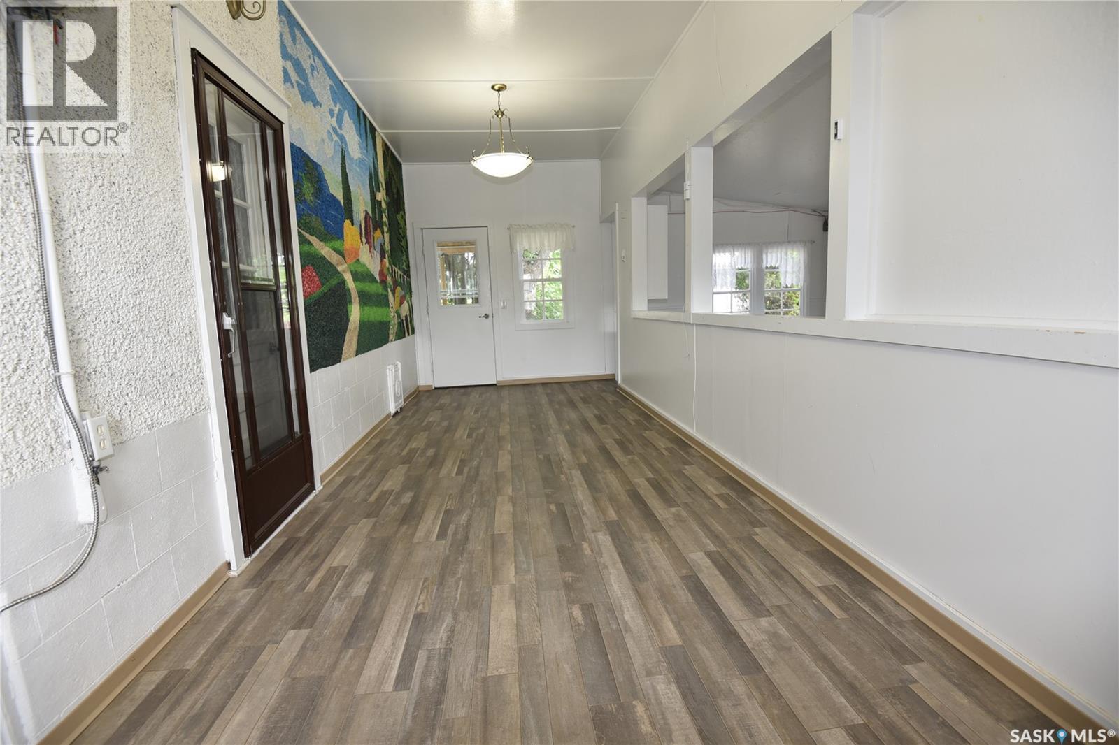 207 Pine Avenue, Nipawin, SK - Indoor Photo Showing Other Room