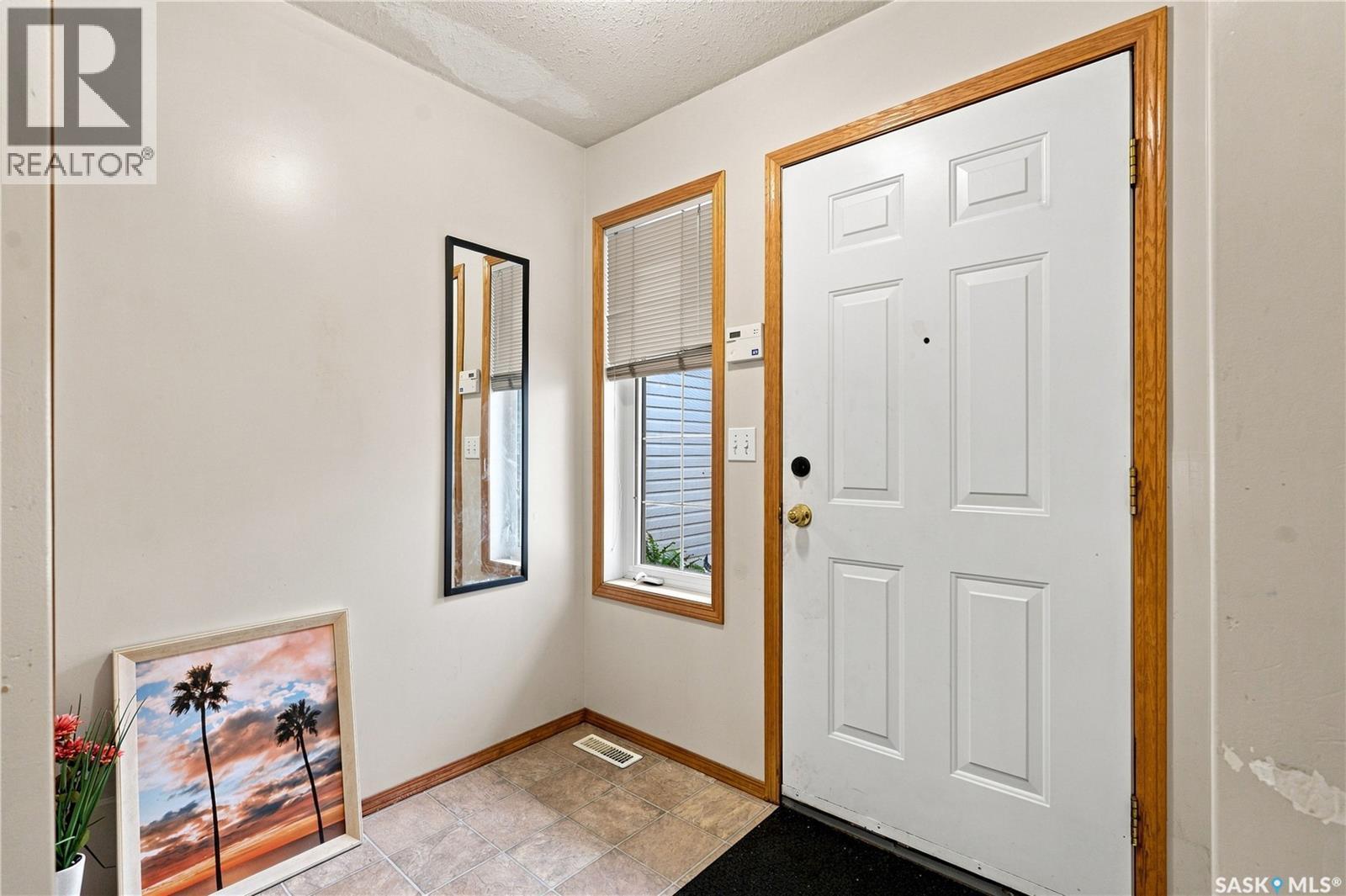 2 110 Keevil Crescent, Saskatoon, SK - Indoor Photo Showing Other Room
