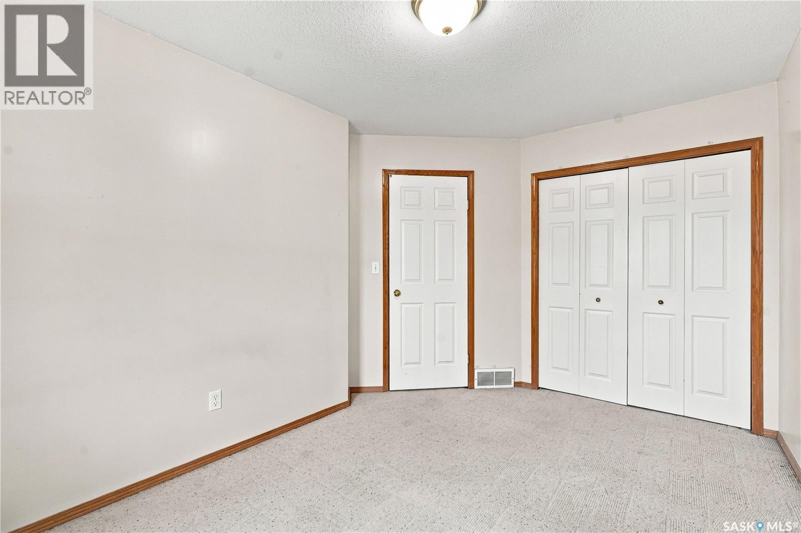 2 110 Keevil Crescent, Saskatoon, SK - Indoor Photo Showing Other Room