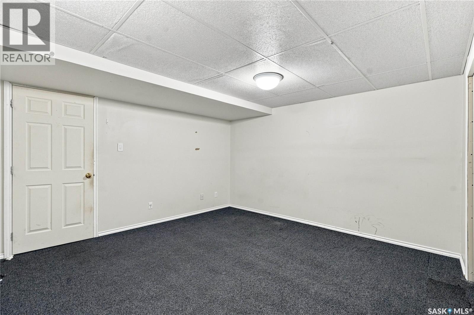 2 110 Keevil Crescent, Saskatoon, SK - Indoor Photo Showing Other Room