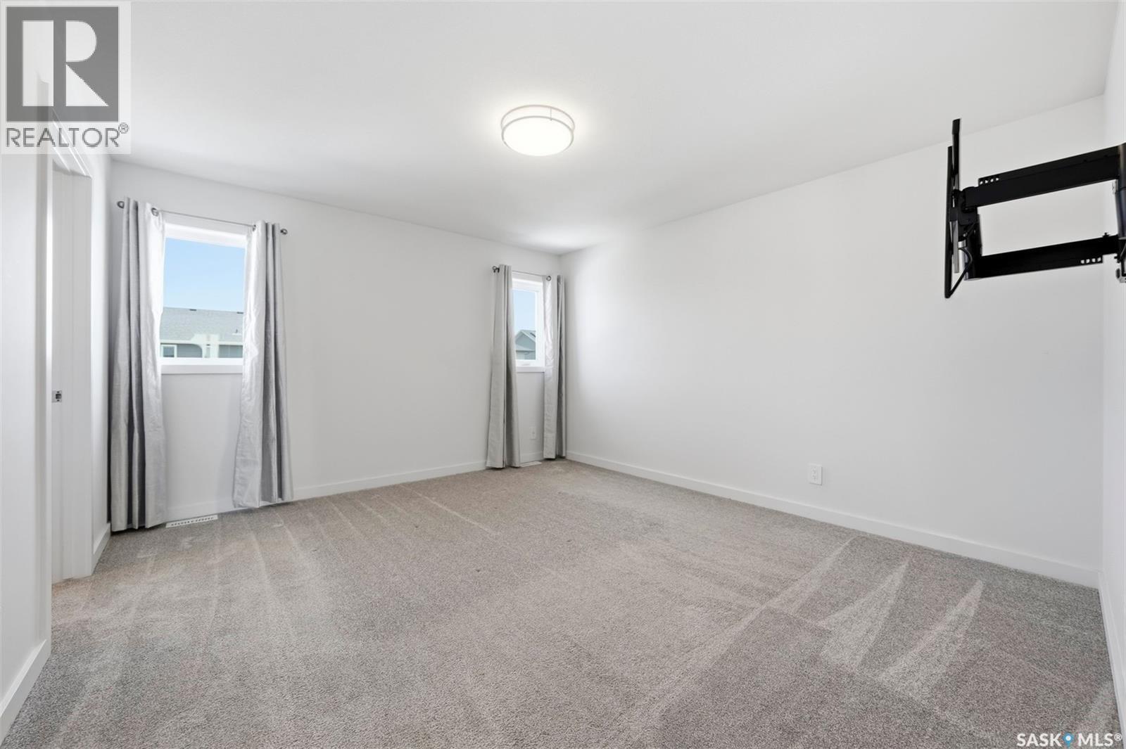 377 Germain Manor, Saskatoon, SK - Indoor Photo Showing Other Room
